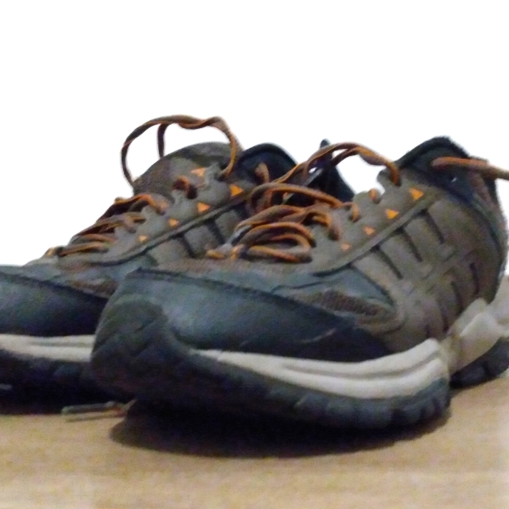 Avia Men's Running Shoes (US Size 9.5)